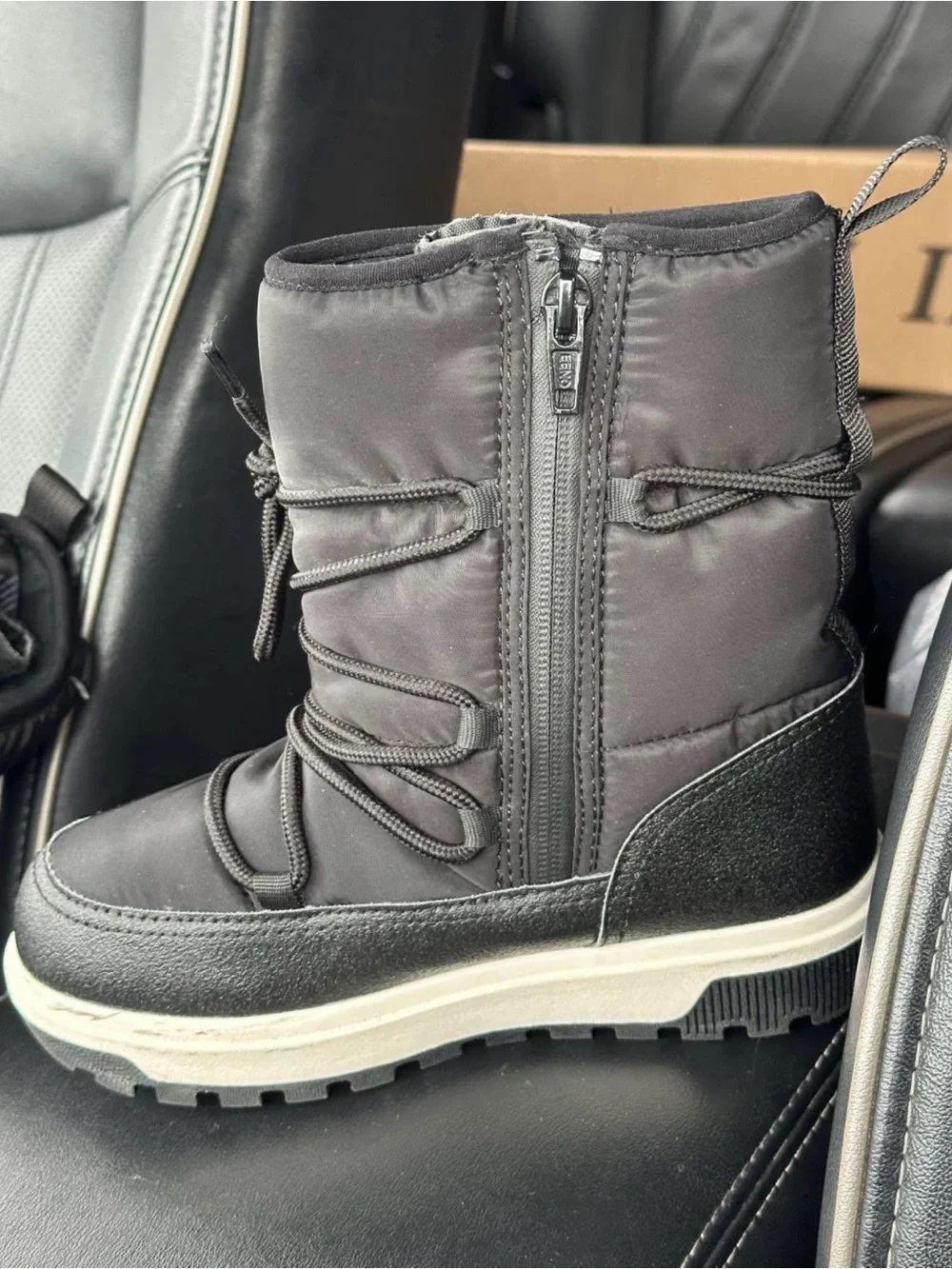 H&M Kids Waterproof Boots Size 1